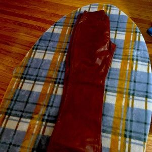 Leather boot, cut pants